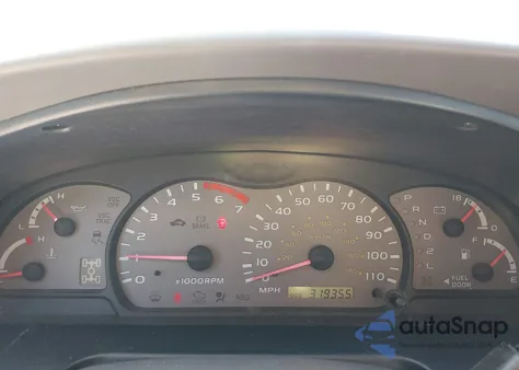 2001 Toyota Sequoia Sr5 V8 from USA, damaged, VIN 5TDBT44A21S047331